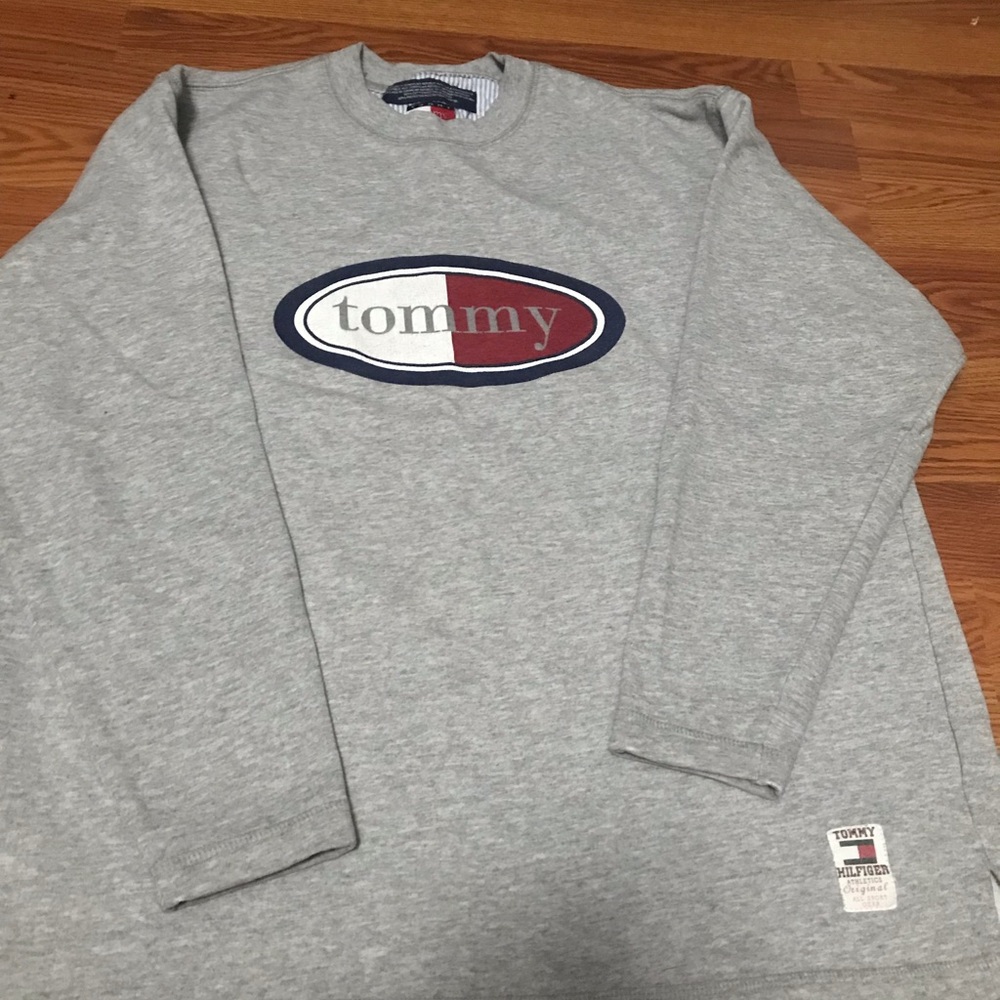 VINTAGE Tommy Hilfiger sweatshirt